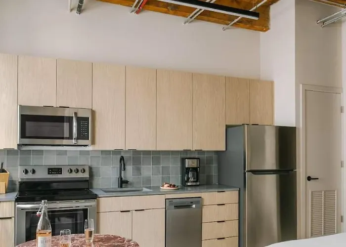 Livn West Loop King *